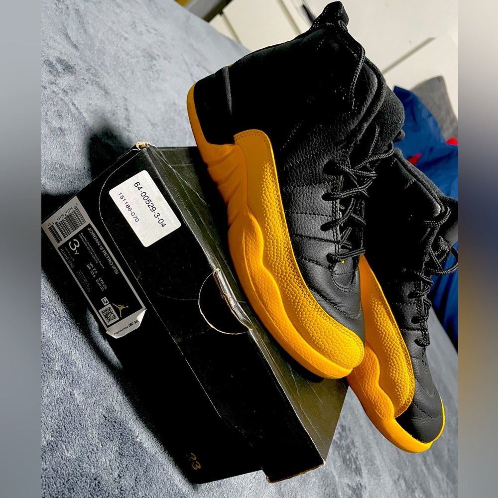Jordan 12 Retro